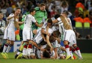 Сборная Германии по футболу становится Чемпионом Мира по футболу